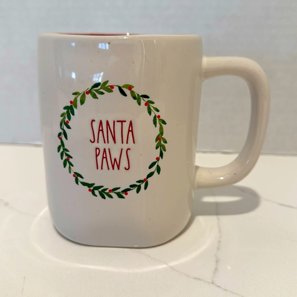 Rae Dunn Christmas "SANTA PAWS"
Mug Wreath Red Interior Holiday Mug